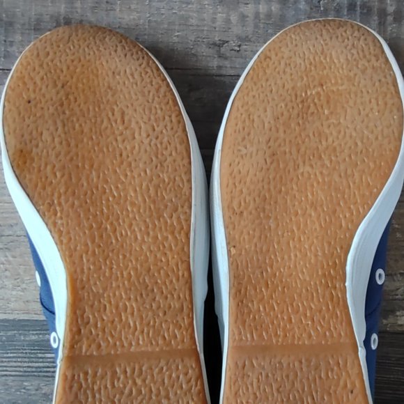 Hanes 'BARB' Soft Fit sneakers Size 9W - Picture 12 of 12